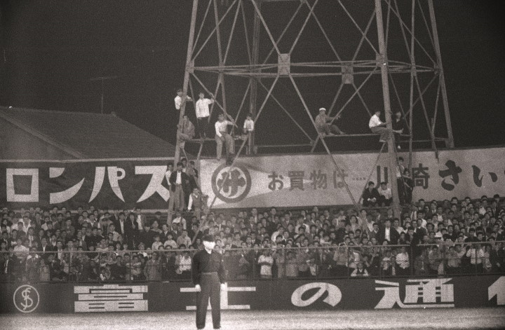 追憶のスタジアム 第1回 川崎球場 1952 92 土の匂いがし 野球の音がする球場 野球 週刊ベースボールonline