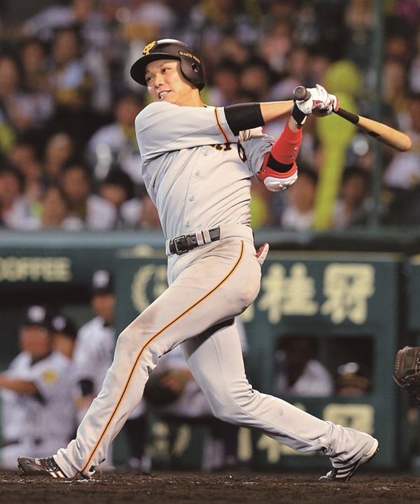 国際ブランド 坂本勇人選手 激レア 2009 BBM 坂本勇人記念バット- BAT