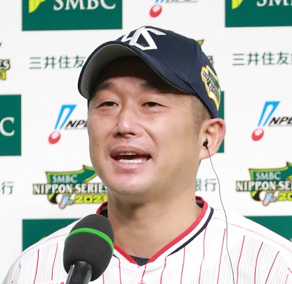 第九回 目標の200勝へ石川雅規が日本シリーズで得た自信「幸せ者だと思います」／41歳左腕の2021年【月イチ連載】