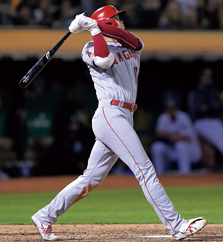大谷翔平、2ケタ勝利&2ケタ本塁打で104年ぶりの偉業達成「単純に