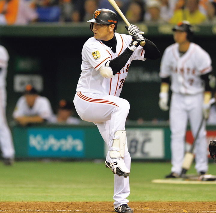 松井秀喜選手　原寸大足型 松井秀喜は「まだまだ現役でやれる」 足を引きずっても特大