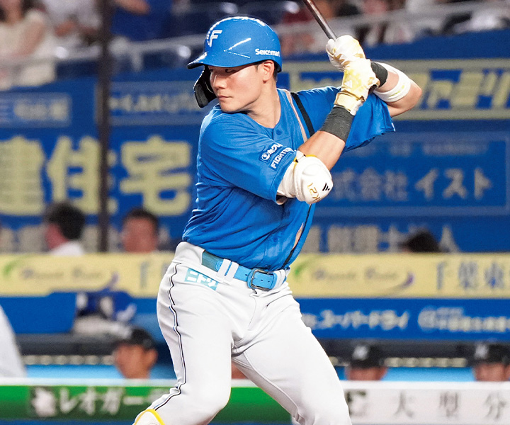 【連続写真】日本ハム・清宮幸太郎「滑らかでスムーズなスイング　グリップの位置に進化の余地」