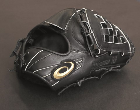 オリックス・平野佳寿こだわりのアシックスのグラブ | 野球コラム
