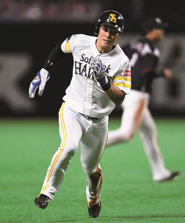 ソフトバンク・上林誠知 ビモロのスパイク あこがれに一歩近づく革命を