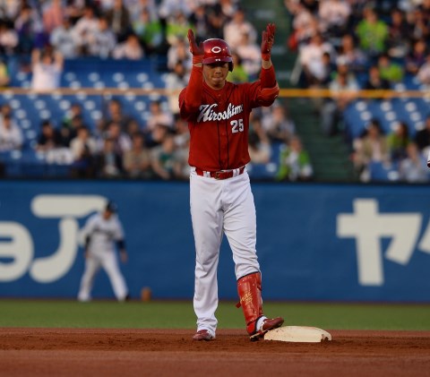 広島 新井貴浩内野手・驚異の勝負強さを誇る