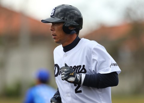 中日 荒木雅博内野手・金字塔を目指して