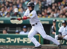 阪神タイガース 西岡剛 記念ボール 阪神 西岡剛内野手・回復とともに手応えを感じる日々 | 野球