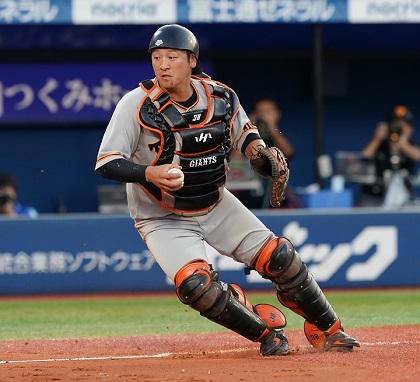 巨人・岸田行倫捕手　失敗も経験と技術に変え、着実に成長／あの悔しさを胸に……