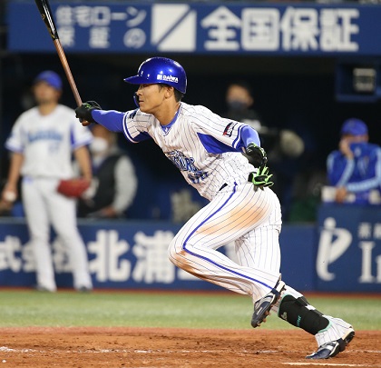DeNA・宮本秀明　新指揮官の下、足攻の「切り札」へ／春の一番星を探して