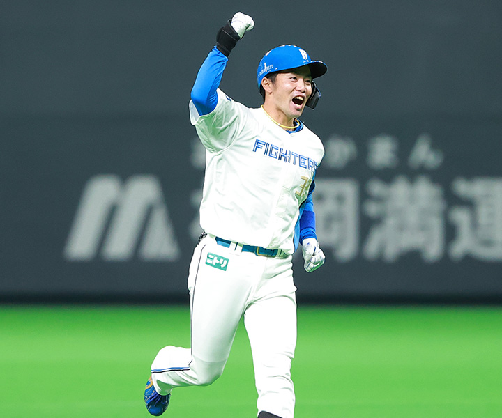 日本ハム・谷内亮太　初のサヨナラ打に「とても感動」。守備職人がバットでも存在感アップ／切り札はオレだ！