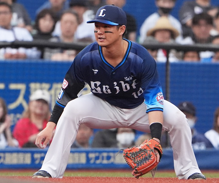 西武・佐藤龍世　指揮官にとって「使いたくなる選手」／ユーティリティーの極意