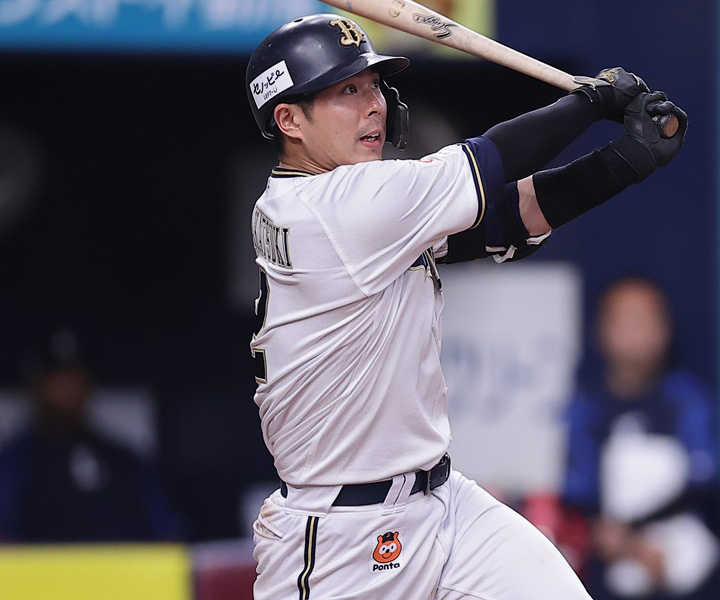 オリックス・若月健矢　「勝つために何でもやる」全力プレーの代償も／下位打線で光る