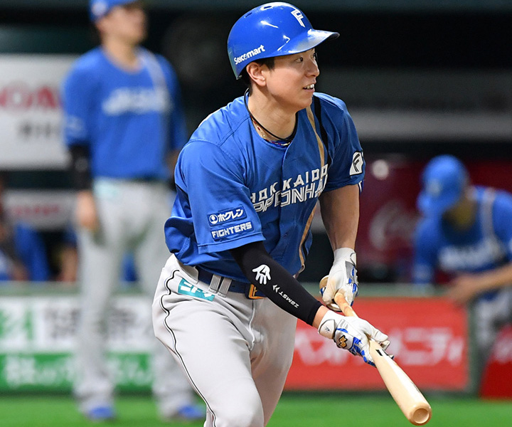 日本ハム・松本剛「ベンチにいてもあとから試合に出てもできることはある」数字以上の大きな存在感／チームリーダーの2024年