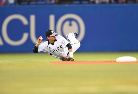 クルーズ内野手 元メジャーの力は見せた 野球コラム 週刊ベースボールonline