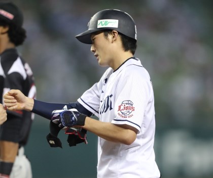 西武 球団新人安打記録に並んだ源田壮亮