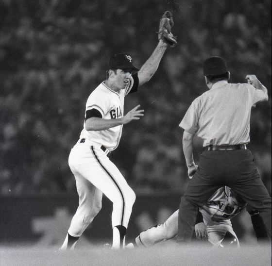 【1976年長嶋監督】長嶋監督、王貞治、張本勲など豪華野球選手めんこシート 1976年長嶋監督】 長嶋監督、王貞治、張本勲など豪華野球選手
