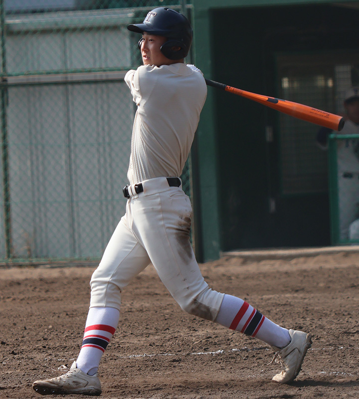 東洋大姫路高校野球部ベーシャツ このユニホームで甲子園に」 母校導く東洋大姫路・岡田監督