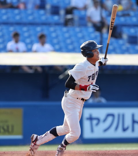 不動の三番・中川圭太(東洋大) 名門で磨かれた勝負強さ | 野球