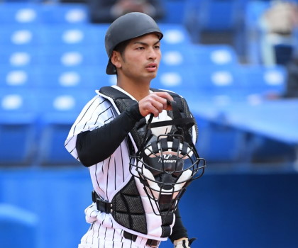 佐久本一輝(亜大)が貫くモットーの「全力疾走」