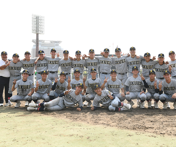 甲子園準優勝の仙台育英高が一丸野球で11年ぶりの秋頂点　夏全国4強の土浦日大高も49年ぶり2度目の優勝！