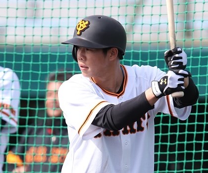巨人・松原聖弥外野手「普段以上に動き回って体を温めること」／わが防寒術