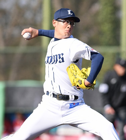 西武・藤原良平投手「田村伊知郎のロッカーは『ゴルゴ13』が山積みです」／マンガ