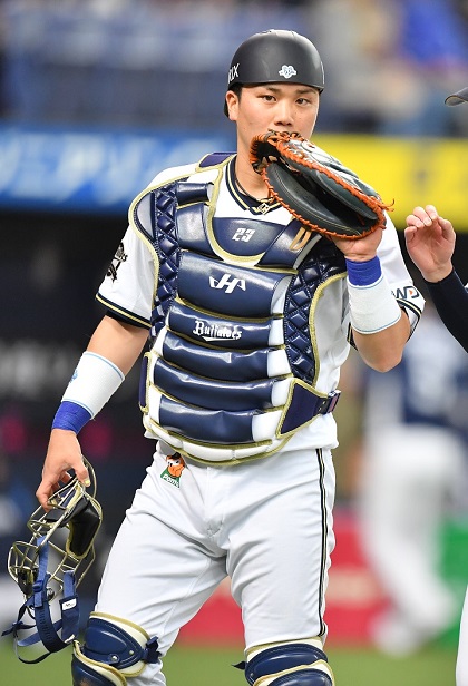 オリックス・伏見寅威捕手「優越感に浸ることができた」／あこがれのポジション | 野球コラム - 週刊ベースボールONLINE