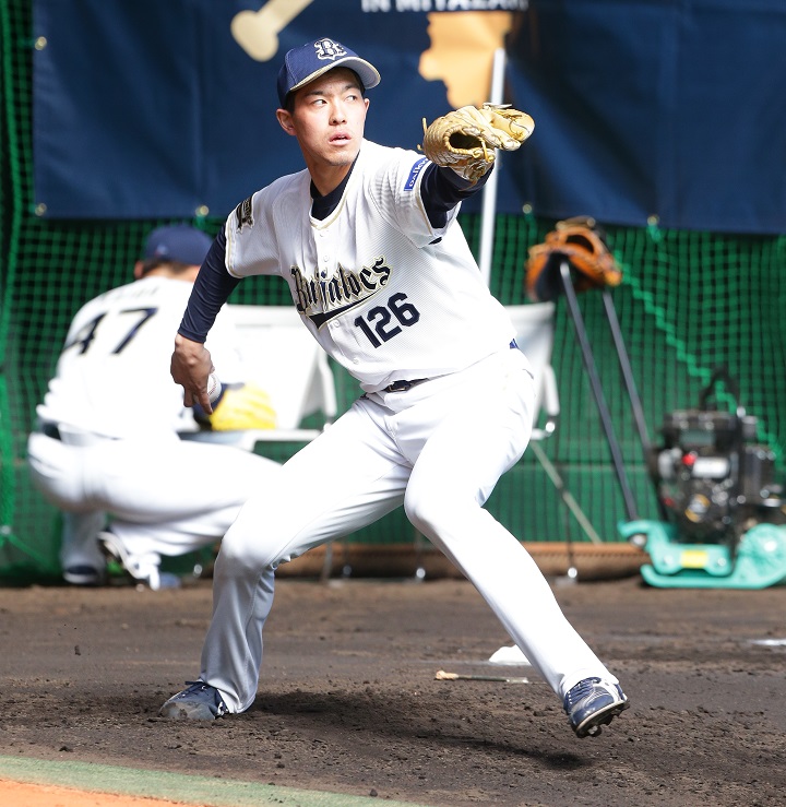 オリックス 神戸文也投手 アメリカ遠征でユニフォームを忘れ 大学生のころ 野球コラム 週刊ベースボールonline