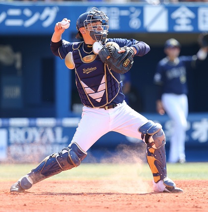 オリックス・山崎勝己捕手「育ててくれた両親に恩返ししたい」／憧れの人
