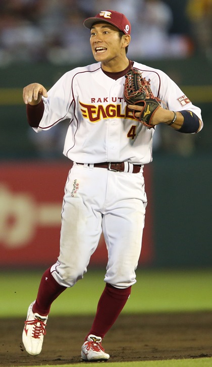 楽天・岡島豪郎外野手「ストライク返球がよかったです」／今季ベストプレー 