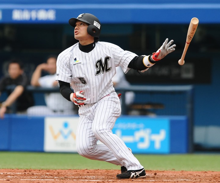 伊志嶺翔大 引退惜別インタビュー 愛するロッテで優勝を 「現役とコーチを天秤にかけている時点で、現役にそこまで強い執着心はないんじゃないか、と