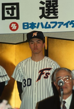 2014年10月1日 札幌ドーム 金子誠選手引退試合配布のペンライト - 野球