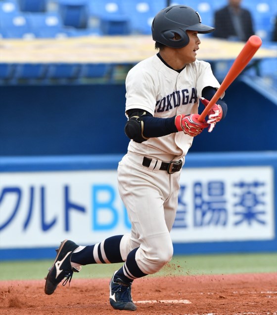 山崎剛(国学院大・内野手) ミート力を培った打撃本能 | 野球コラム