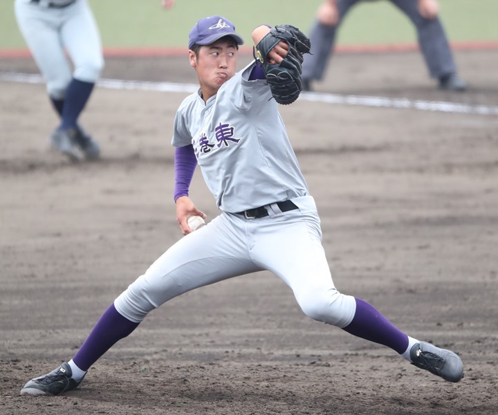 西舘勇陽 花巻東高 投手 偉大な先輩2人が着けた 1 を背負う最後の夏 野球コラム 週刊ベースボールonline