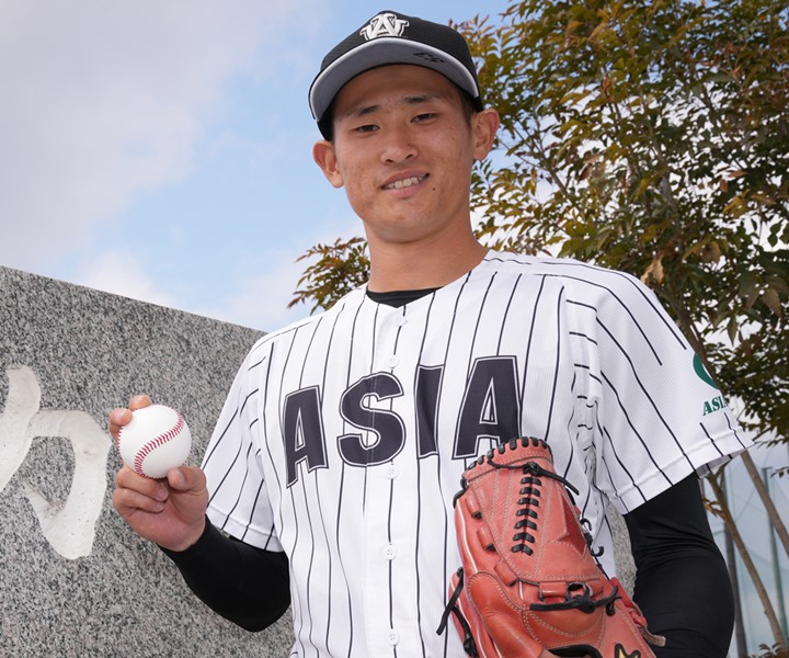 草加勝(亜大・投手)打者心理を読む150キロ右腕の投球術「並びたい。超えたい。しっかり練習したい」