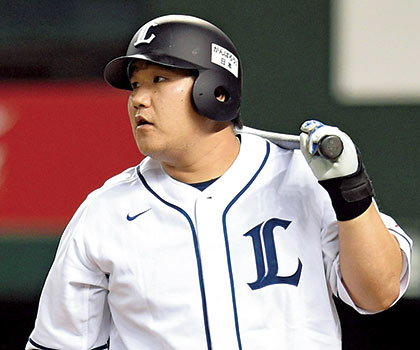 球界リレートーク第5回 中村剛也「僕がいま一番気になる選手は…」