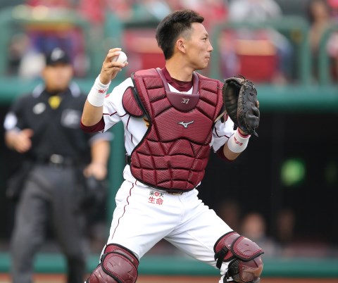 球界リレートーク 中村悠平 嶋さんはあこがれ 目標とする選手 野球 週刊ベースボールonline