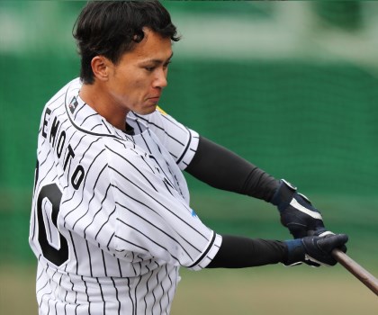 阪神タイガース　ユニフォーム 上本博紀 背番号４ Mizuno】 阪神タイガース 上本博紀 ユニフォーム 背番号4 - メルカリ