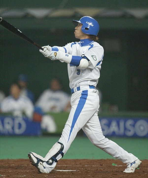 オリックス 中島宏之 定めぬゴールへひた走る 追い込まれたら もう1人の自分で勝負 違うスタイルの自分で 野球コラム 週刊ベースボールonline