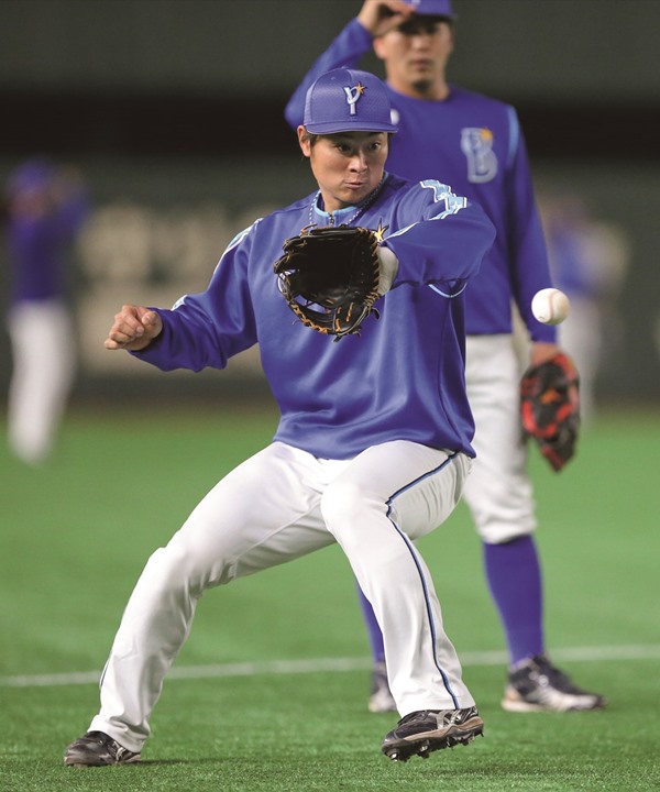 DeNA・中井大介 横浜ブルーに染まって 「やはりジャイアンツは