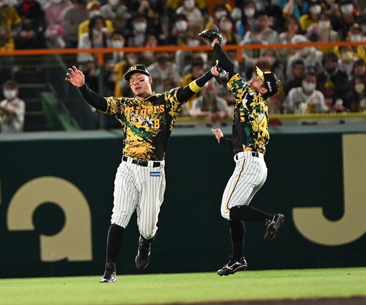 阪神・熊谷敬宥 根っからの野球小僧 「オフから取り組んできたことは良い方向に進んでいるが、悔しさはすごくある」 | 野球コラム -  週刊ベースボールONLINE