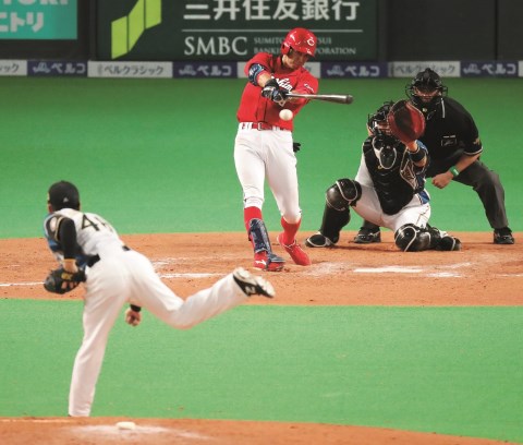 広島・安部友裕インタビュー 負けたくない――。「今年はとにかく