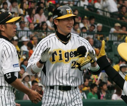 岡田彰布コラム「広島・新井が引退を表明した。優しい男で、手抜きをしない男。ご苦労さんと言いたいわ。ところでセのCS争いは……」