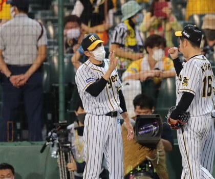 岡田彰布コラム「オレは阪神を優勝に予想したが、開幕当初のつまずきは首脳陣の選手の見極めのなさにある。後半怖いのはDeNAの余裕やな」