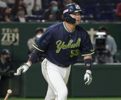 岡田彰布コラム「大谷にはぜひメジャーのホームラン王になってほしい。セの岡本と村上の競争も面白い。オレはズバリ村上が獲ると指名する」