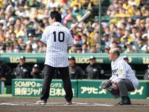 岡田彰布コラム「レジェンドがいたから、阪神は80年の歴史を築いてこれたわけよ」 | 野球コラム - 週刊ベースボールONLINE