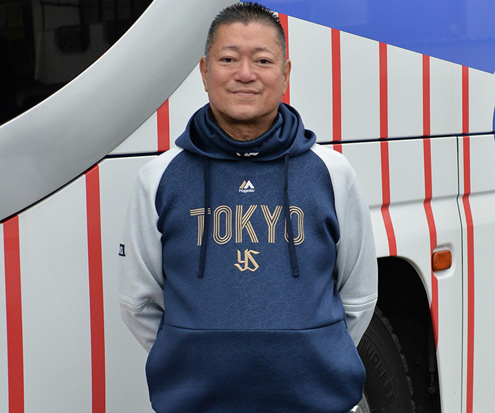 ＜TEAM STAFF CLOSE UP＞二軍バス担当・今野功(ヤクルト)「バス運転手は天職です。元気なうちは続けたい」