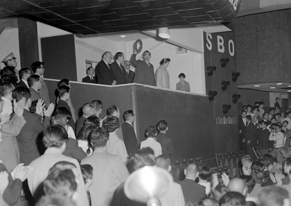 巨人・長嶋茂雄がサヨナラ弾で決めたプロ野球史上唯一の天覧試合【1959年6月25日】
