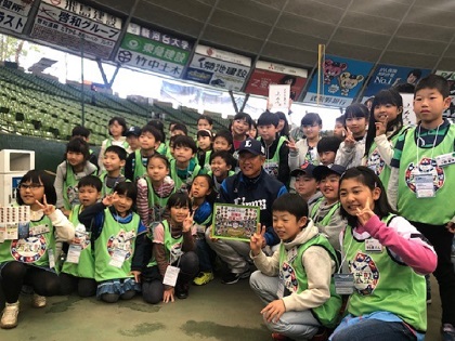 辻監督に感激！ 西武ホールディングス運営「西武塾」がメットライフドームで3月講座＆卒業式