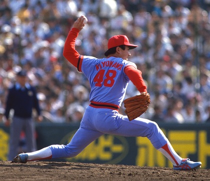 清川栄治　無念の初勝利？を挙げた左の変則サイドスロー／プロ野球1980年代の名選手